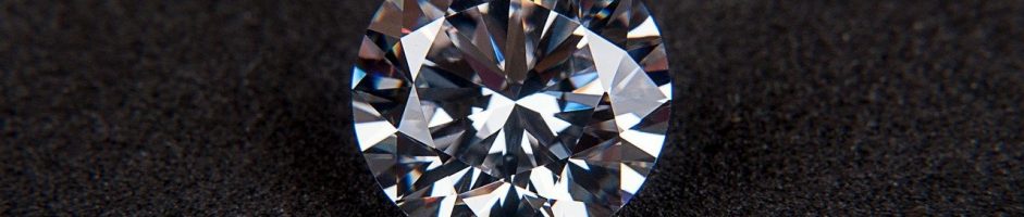 DECOUPE MAIN BIJOUX